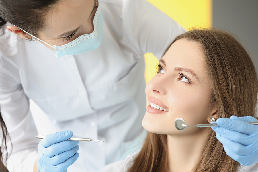 The Impact of Dental Implants on Jawbone Health & Facial Structure